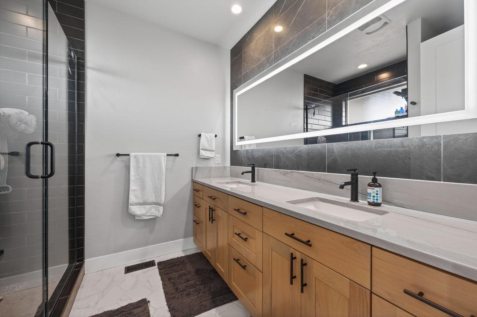 Photo of 3781 SW 43rd Street 38 of 58