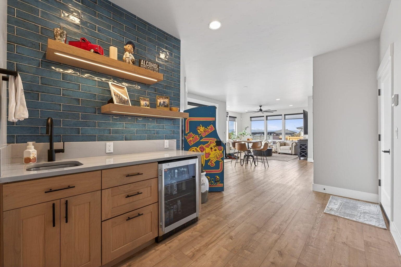 Photo of 3781 SW 43rd Street 44 of 58