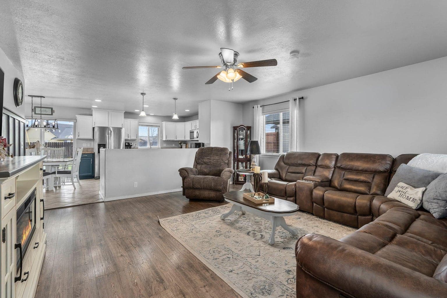 Photo of 589 10th 4 of 38