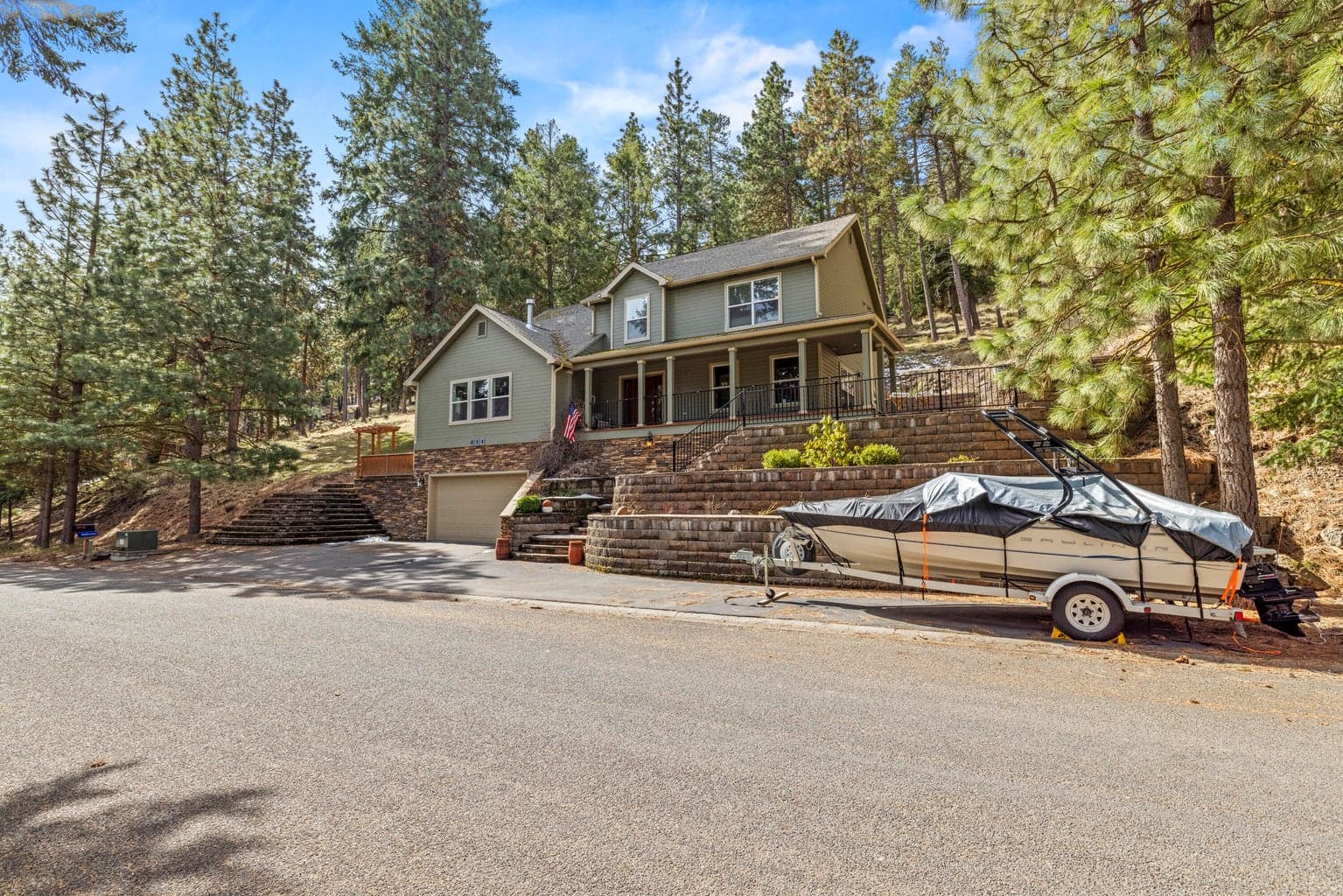 Photo of 840 Ponderosa 5 of 51