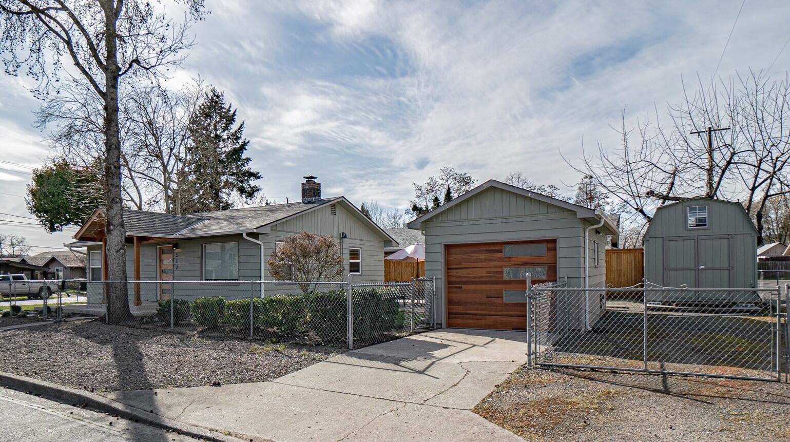 Photo of 512 10th 2 of 30