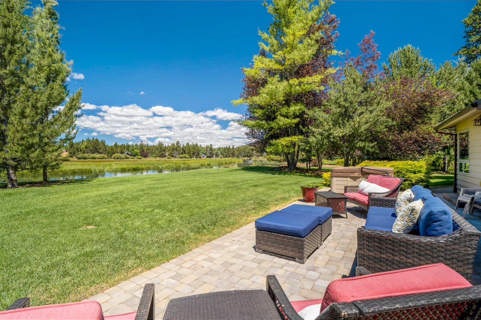 Photo of 55635 Gatehouse Lane 9 of 55