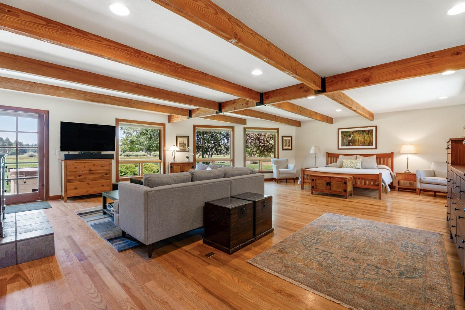Main Primary Suite