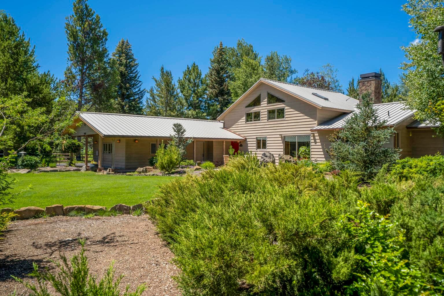 Photo of 55635 Gatehouse Lane 49 of 55