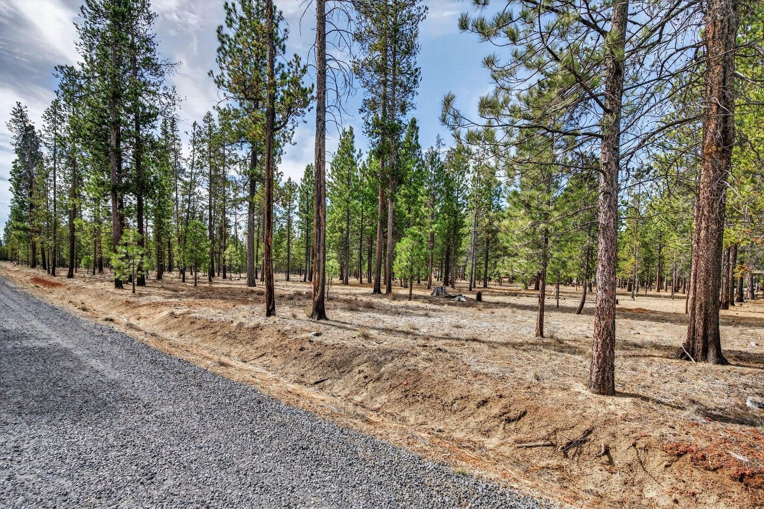 Road access leading into the Wagon Trail Ranch community