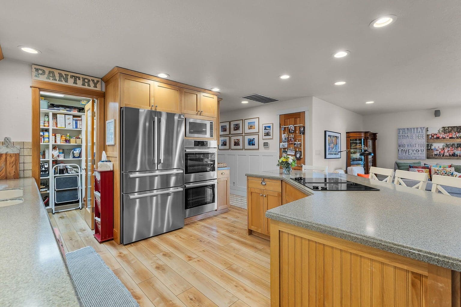 Photo of 1042 NE Upper Drive 14 of 42