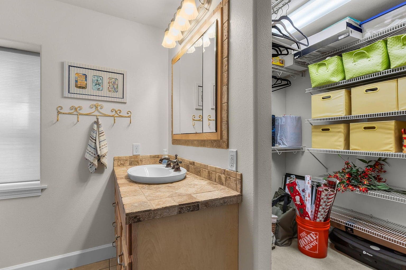 Photo of 1042 NE Upper Drive 27 of 42