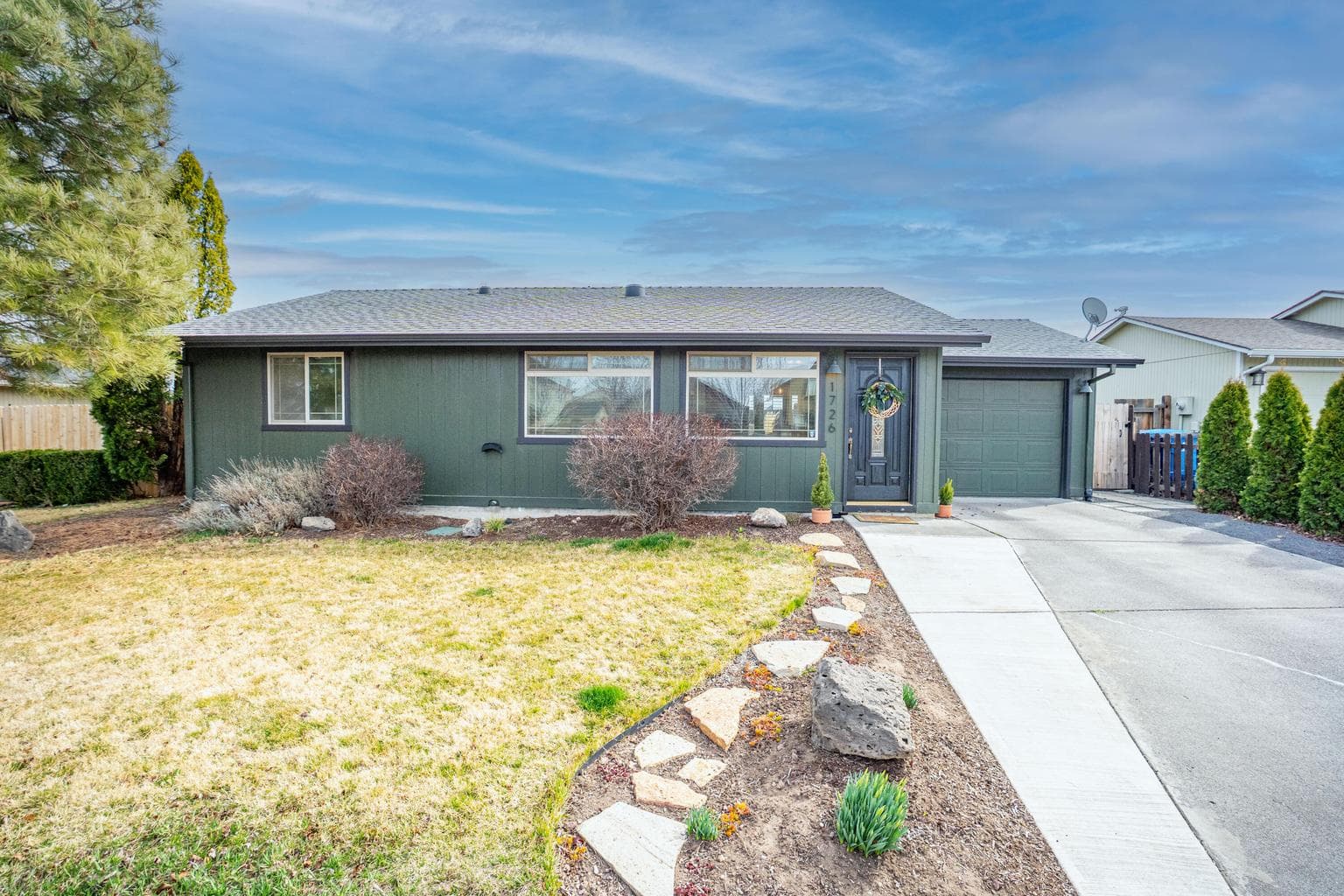 Photo of 1726 35th 1 of 31