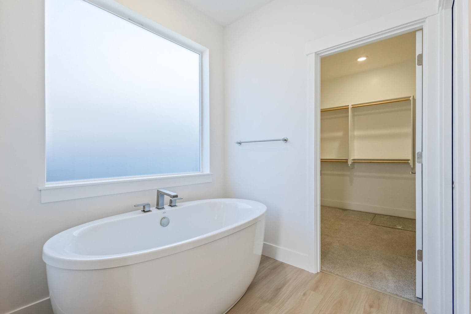 Photo of 4065 SW 47th Street 14 of 35
