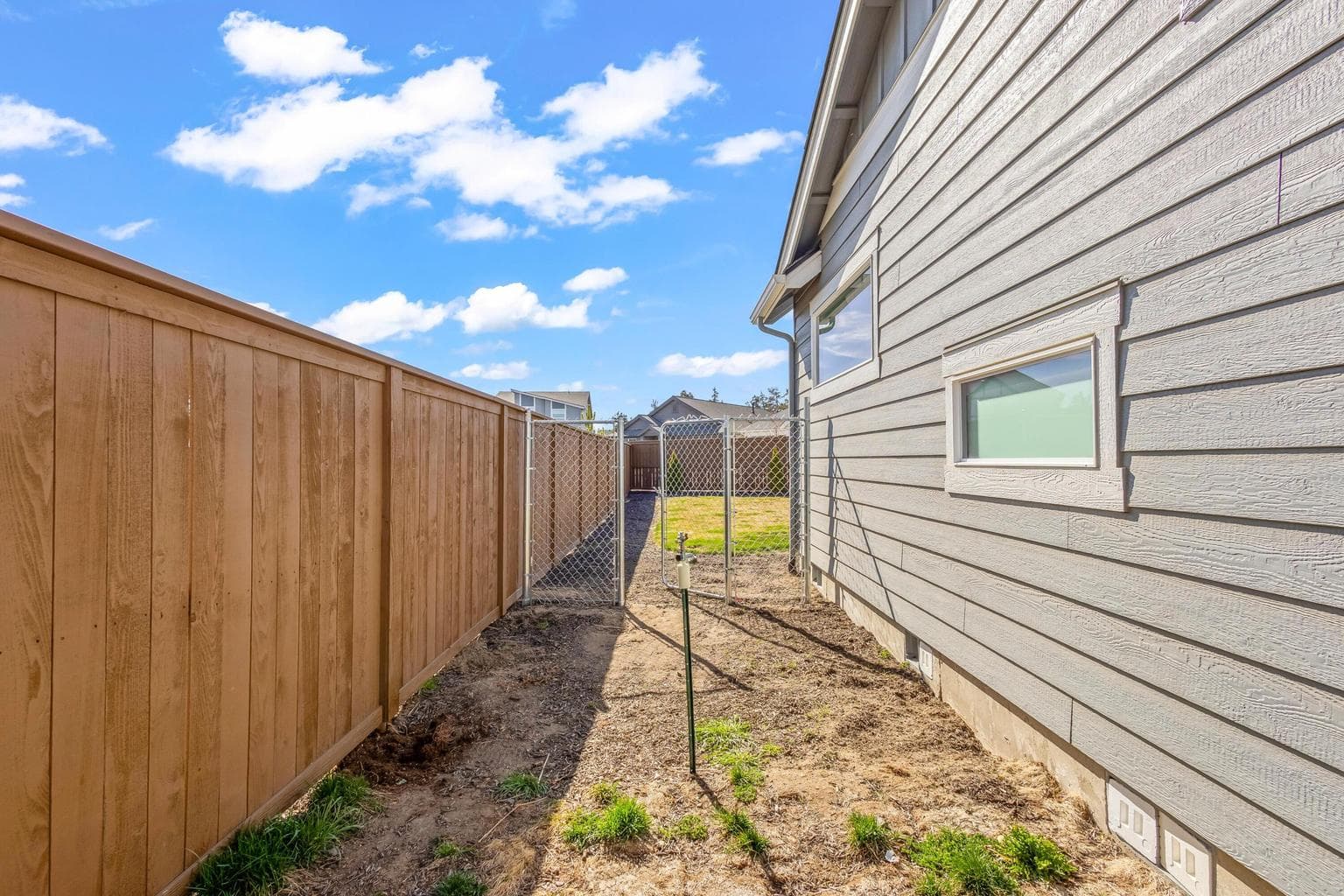 Photo of 4065 SW 47th Street 31 of 35
