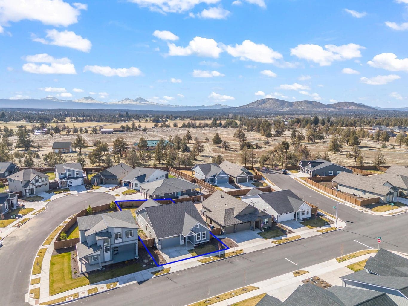 Photo of 4065 SW 47th Street 34 of 35
