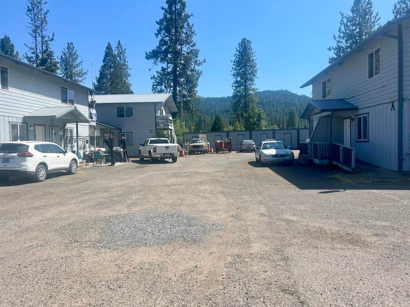 Photo of 248 South 1 of 28