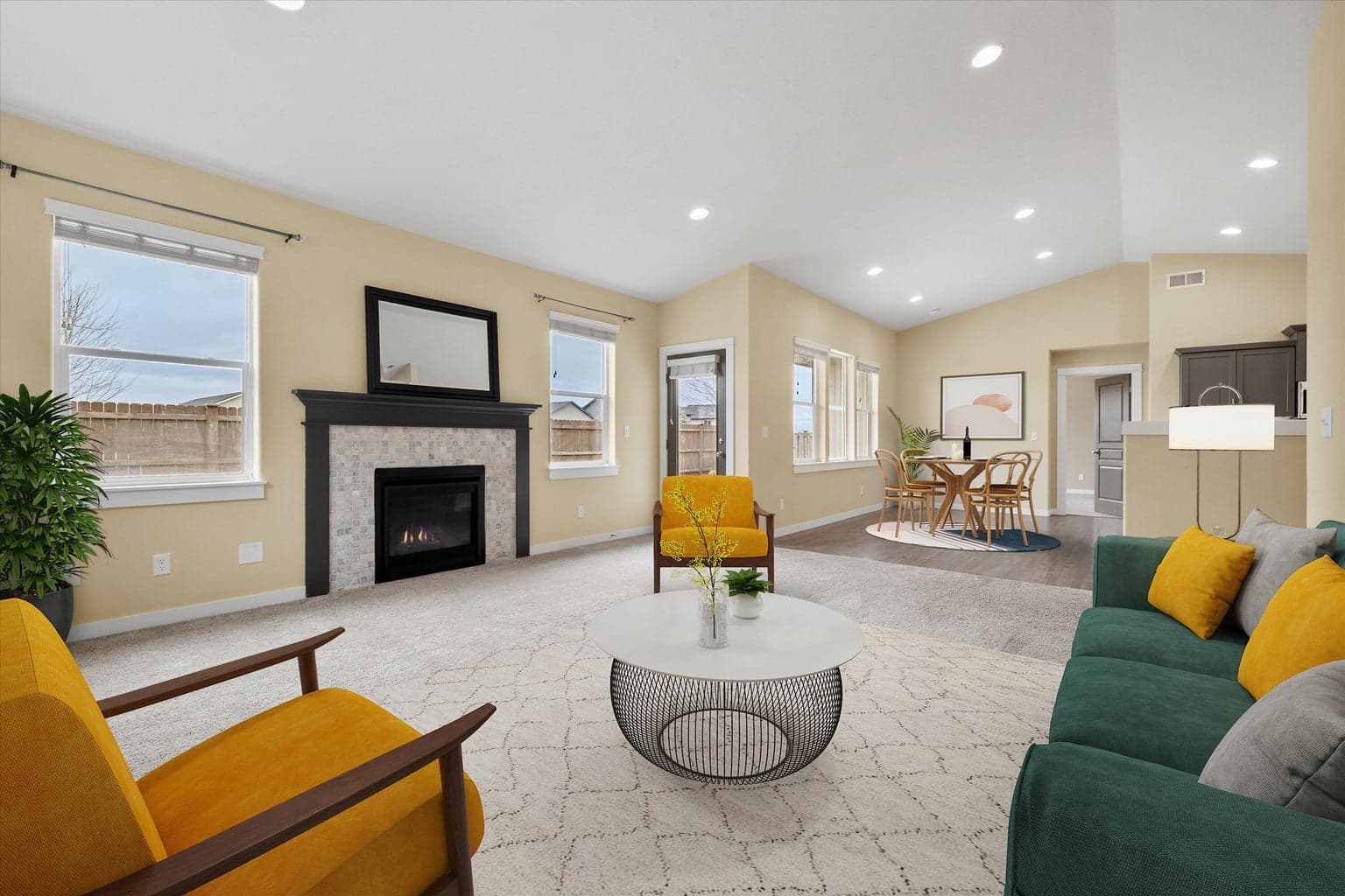 Photo of 2433 Hazelwood 5 of 39