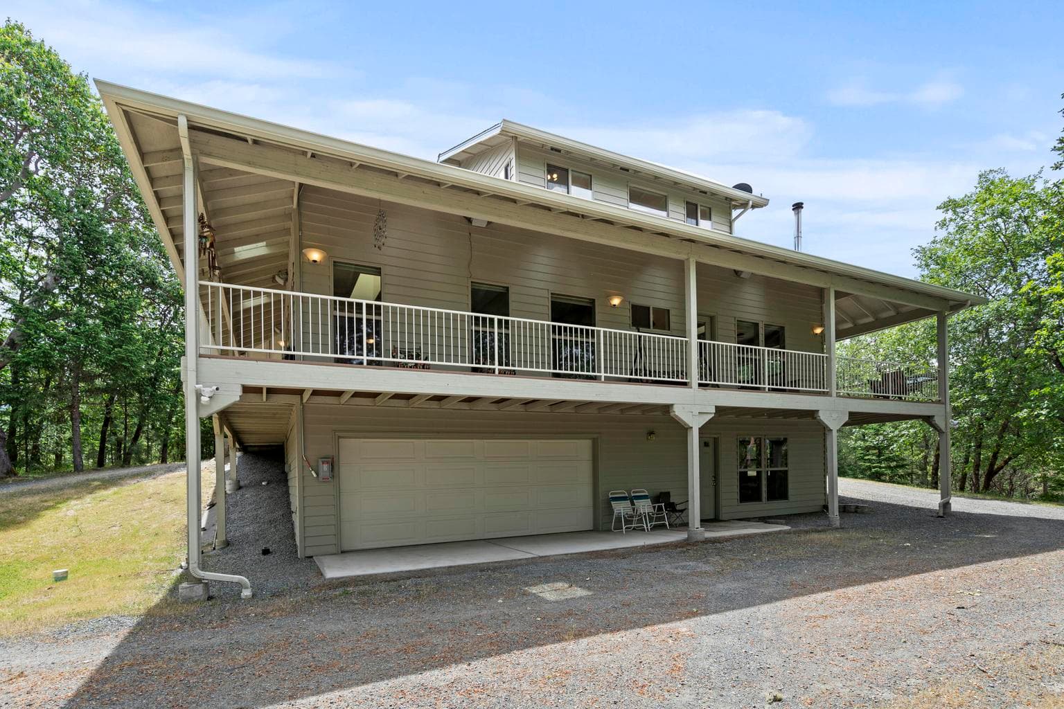 Photo of 466 Three Pines 4 of 41