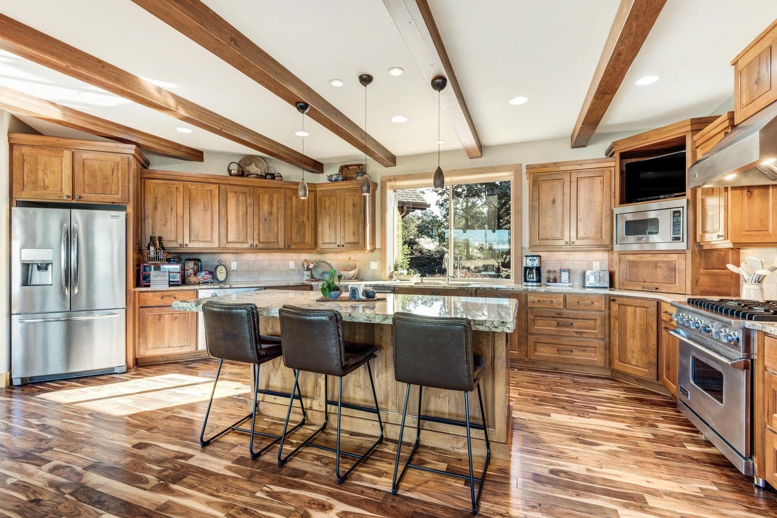 Photo of 64146 Pioneer Loop 14 of 57