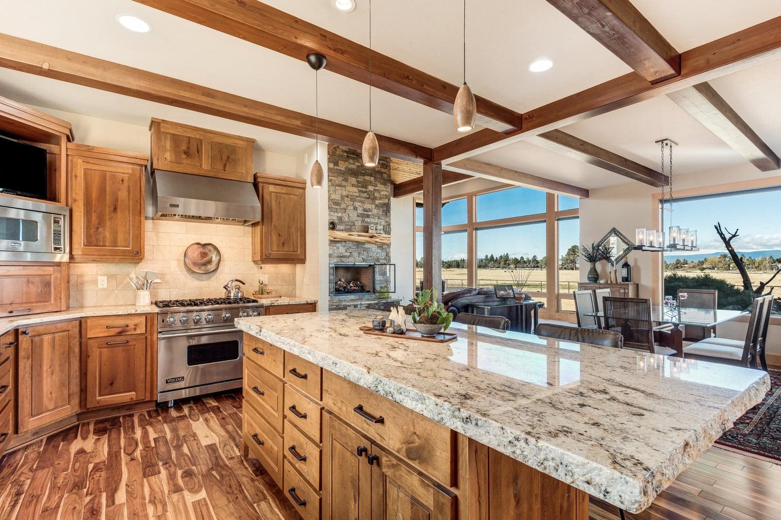 Photo of 64146 Pioneer Loop 17 of 57