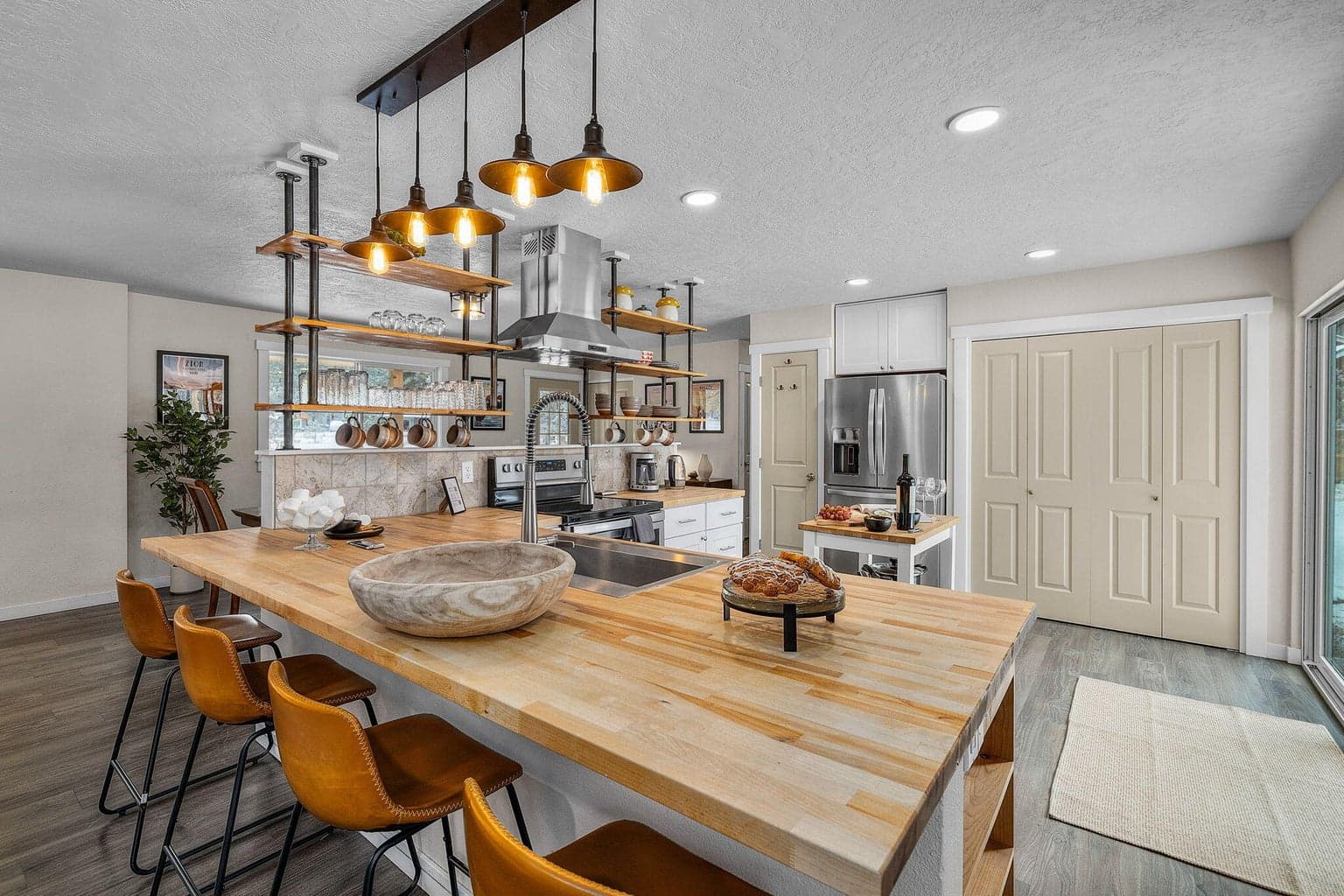 Photo of 69322 Hackamore 11 of 50