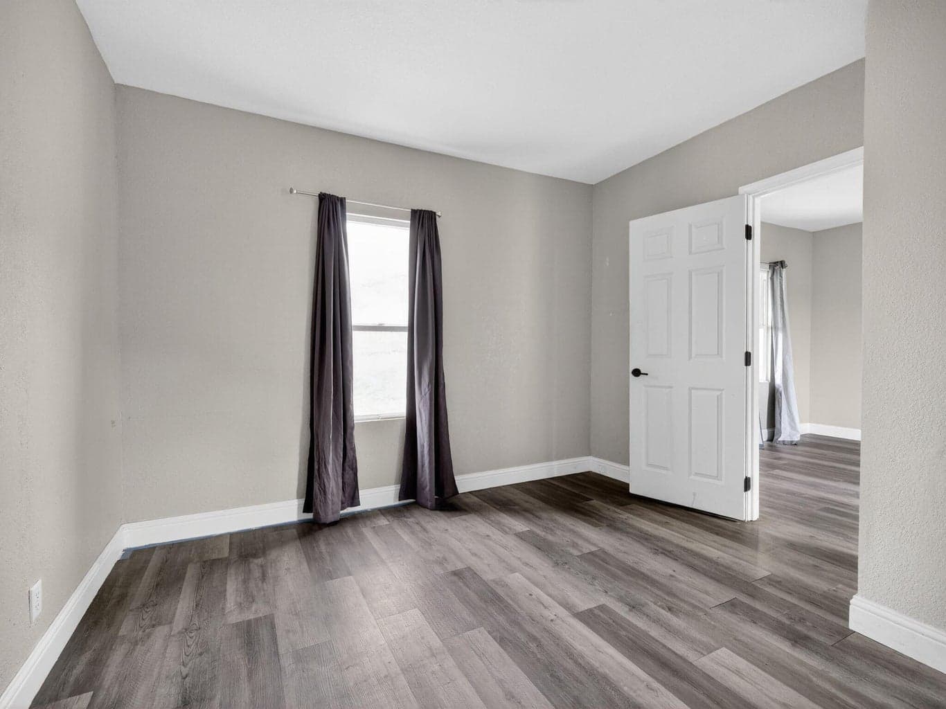 Photo of 515 4th 3 of 30