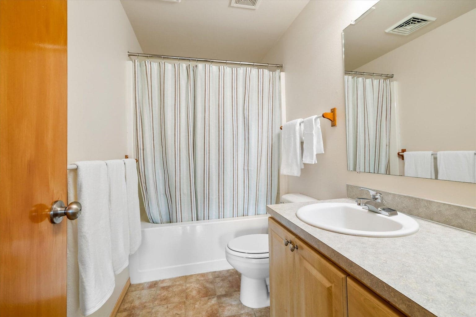 Photo of 2980 NW Shevlin Meadow Drive 23 of 56