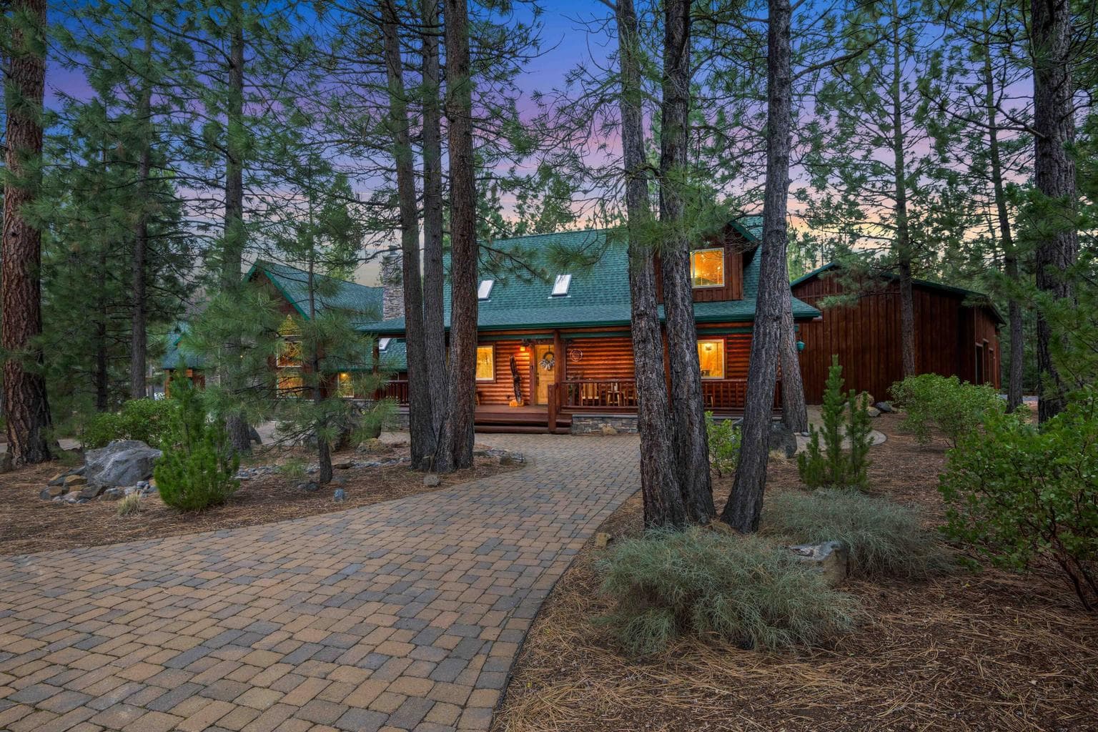 Photo of 14232 Clearwater Lane 9 of 112