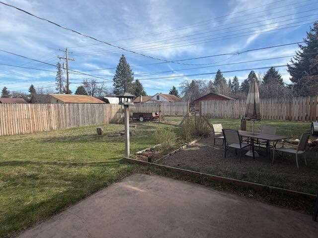Photo of 243 Adams 3 of 19