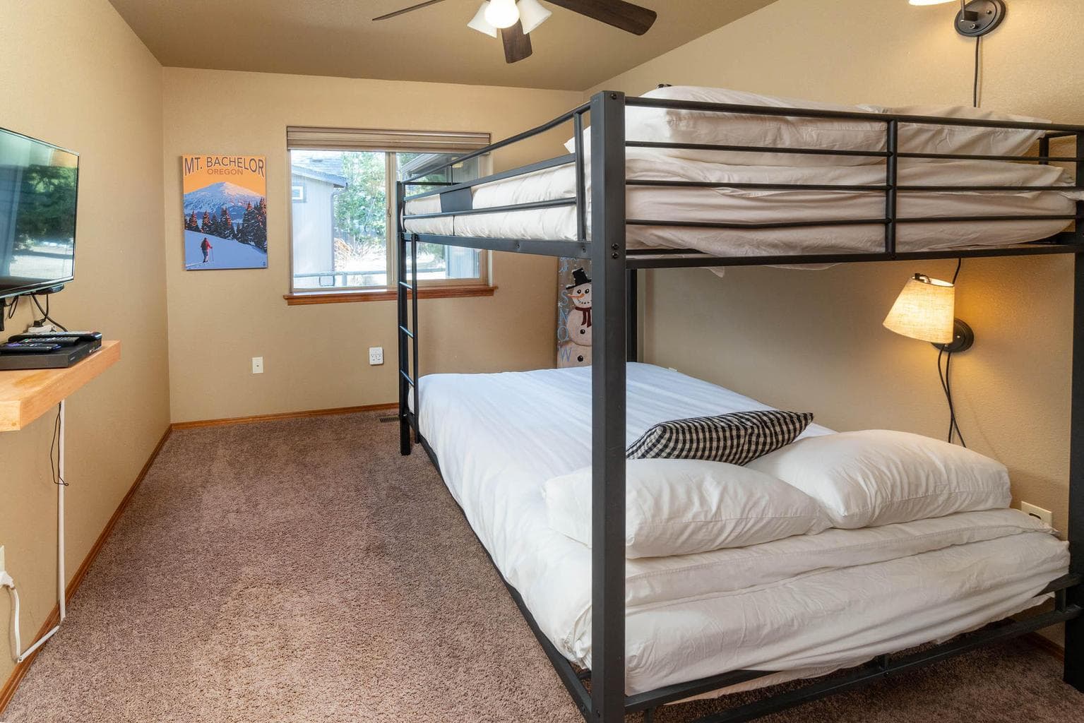 Photo of 17370 Brant Drive 12 of 27
