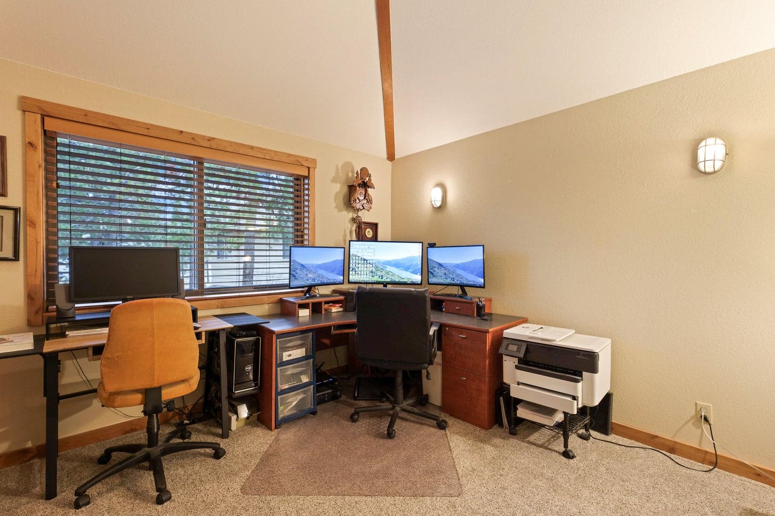 Photo of 57809 Mount Rainier 23 of 31