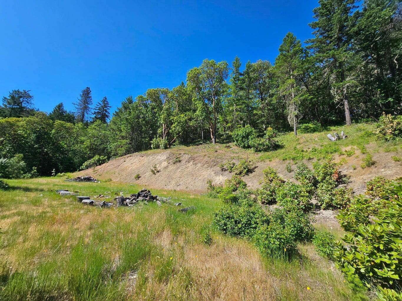 Photo of Shadow Mountain 1 of 7