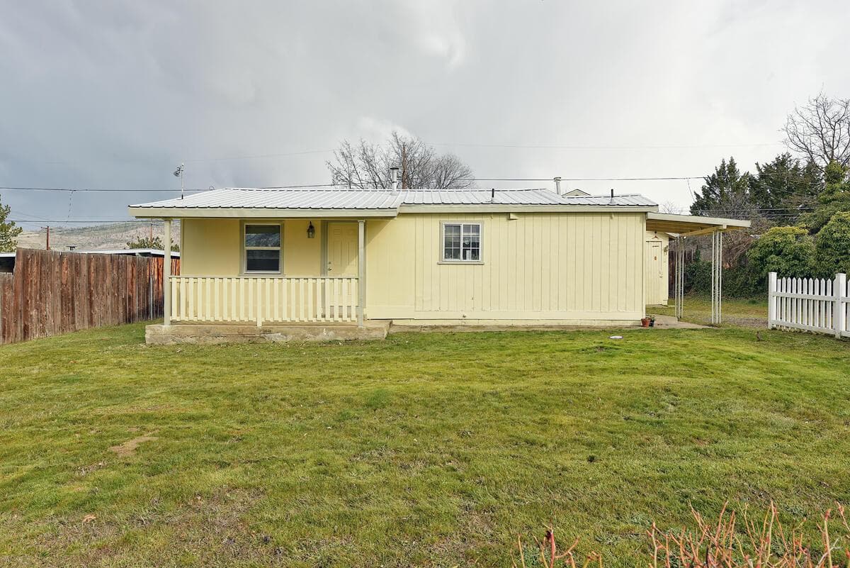 Photo of 1808 Spring 5 of 49