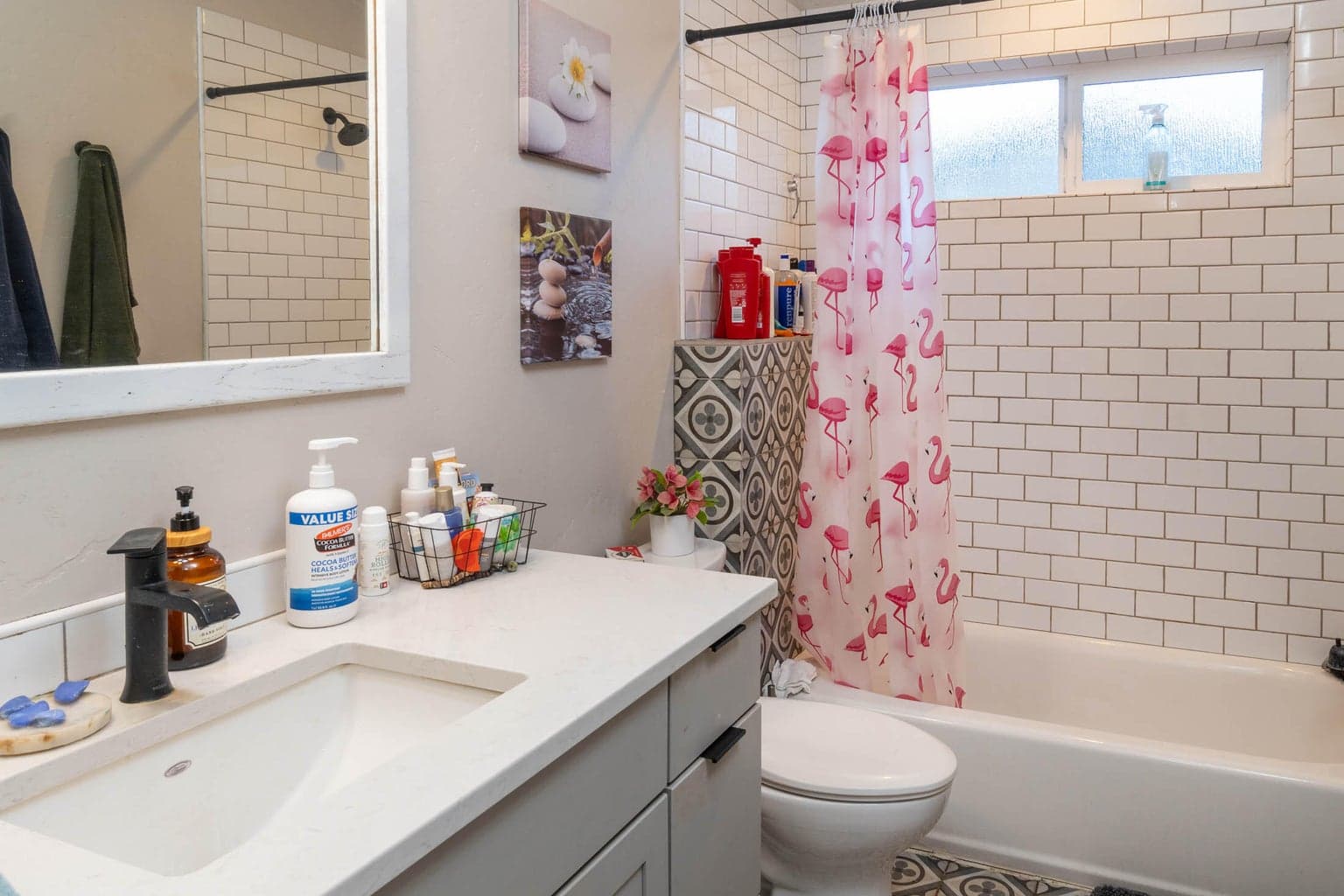 Photo of 566 NE Lafayette Avenue 11 of 31