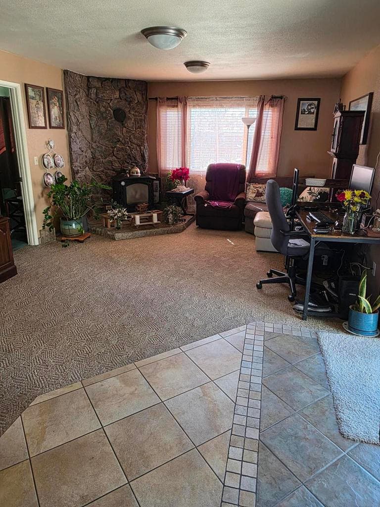 Photo of 4302 Onyx 3 of 8