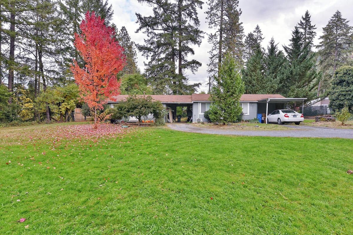 Photo of 3251 Rogue River 4 of 34