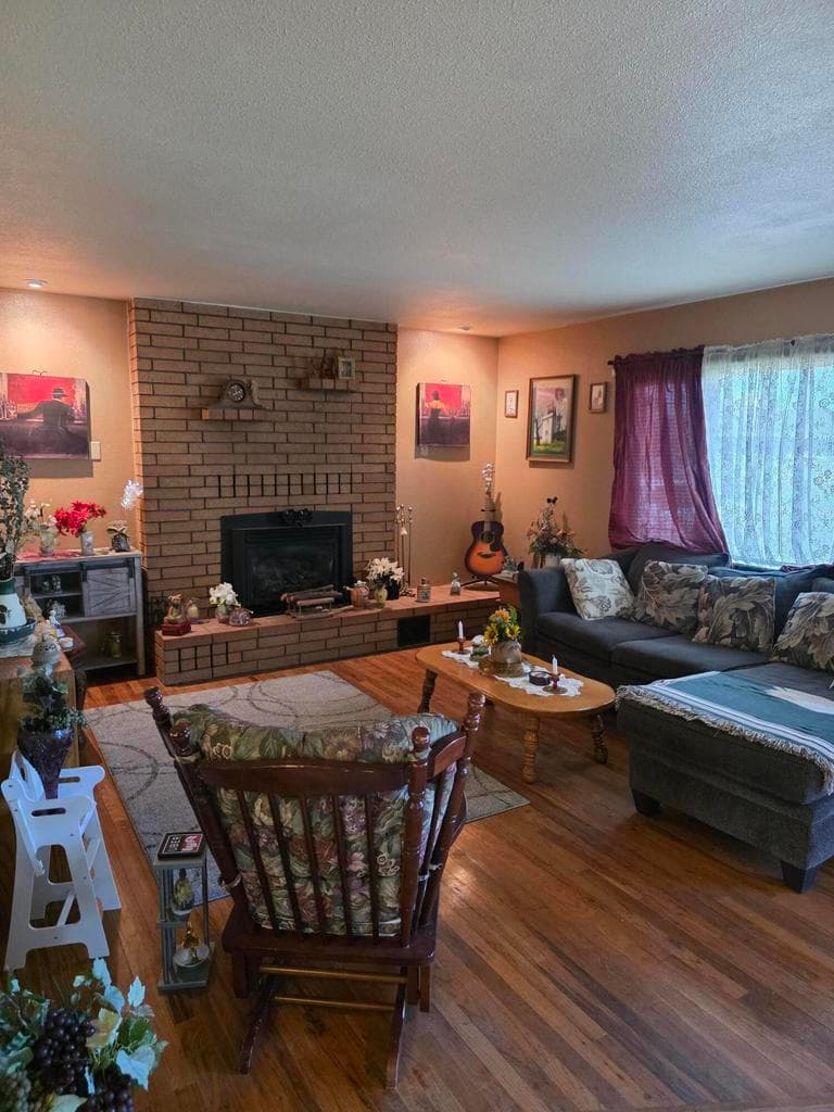 Photo of 4302 Onyx 4 of 8