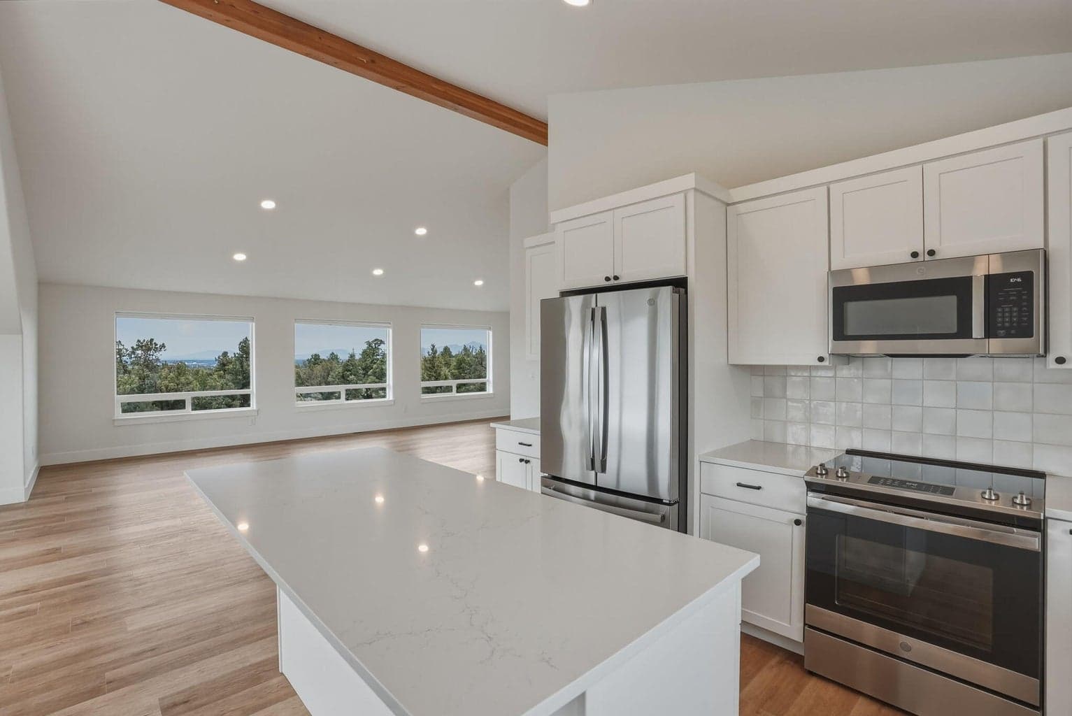 Photo of 7780 SW Wickiup Avenue 47 of 58