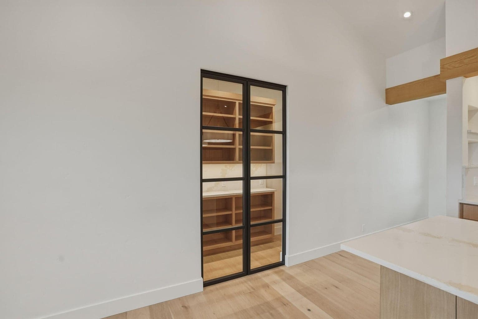 Photo of 7780 SW Wickiup Avenue 10 of 58