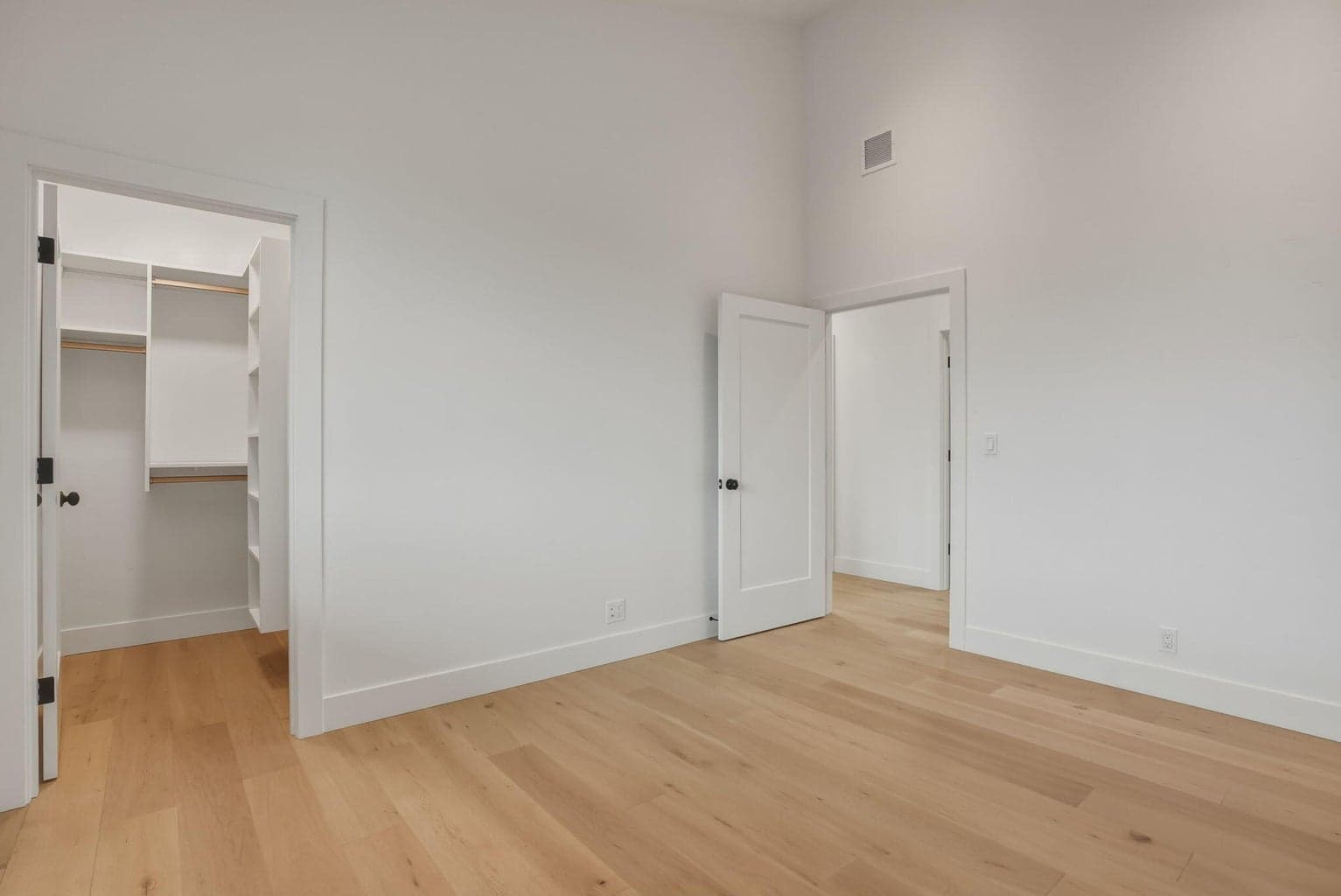 Photo of 7780 SW Wickiup Avenue 31 of 58