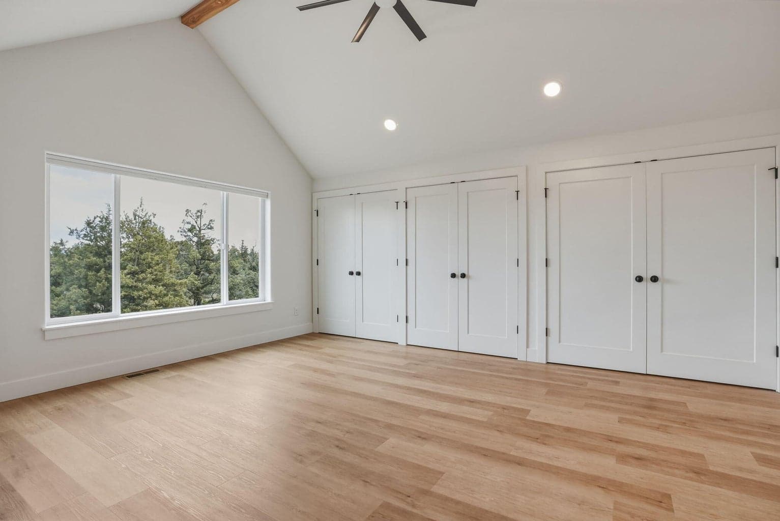 Photo of 7780 SW Wickiup Avenue 49 of 58