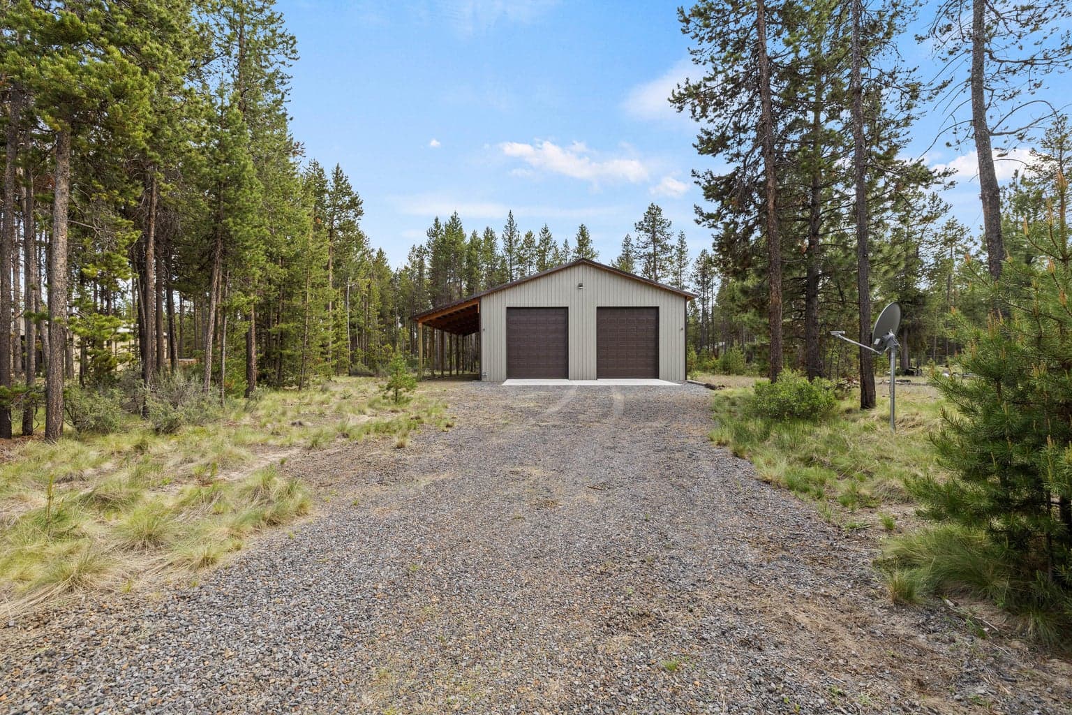 Photo of 17049 Laguna 3 of 29