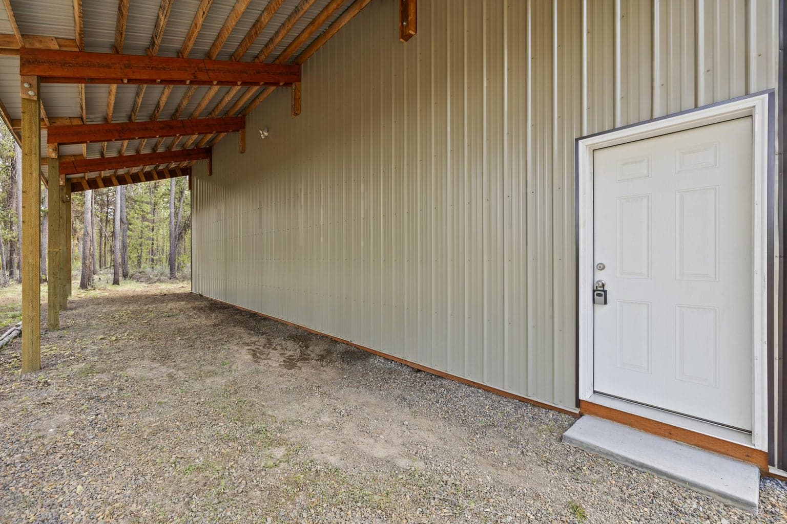 Photo of 17049 Laguna Road 8 of 29