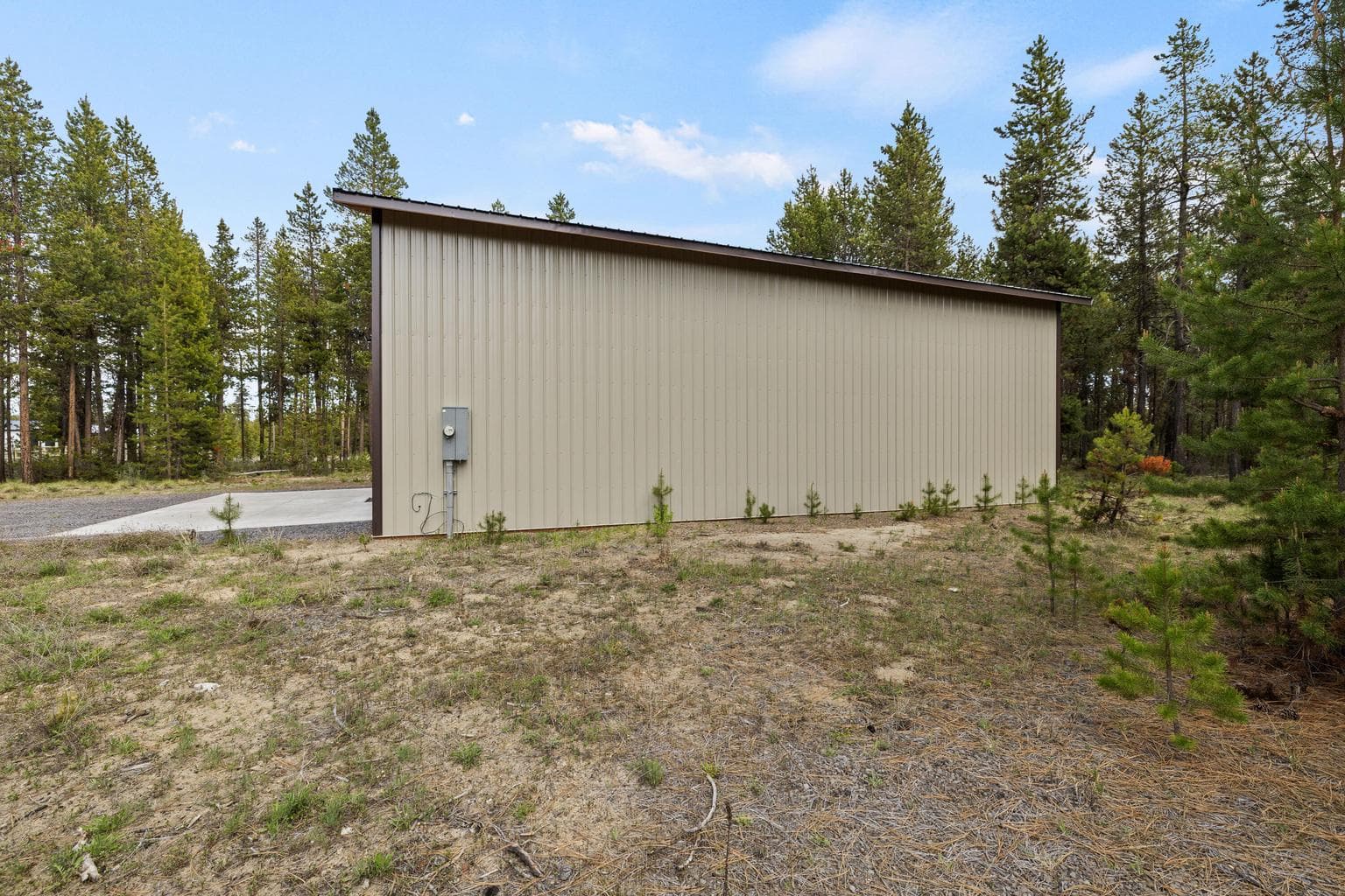 Photo of 17049 Laguna Road 16 of 29