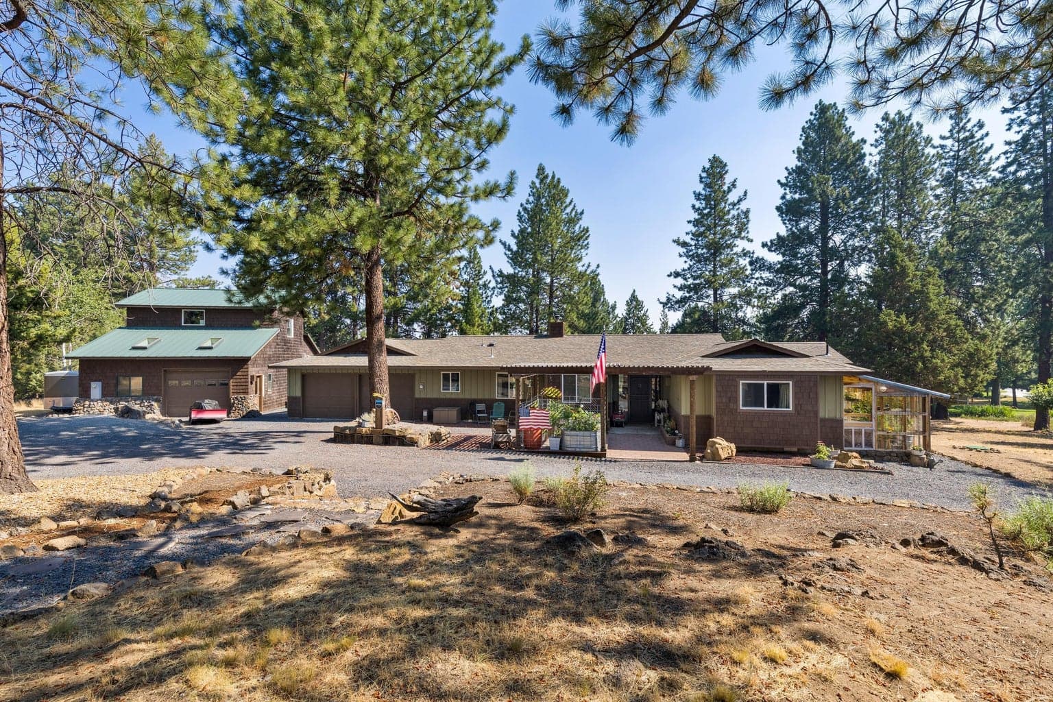 Photo of 20518 Pine Vista 1 of 52