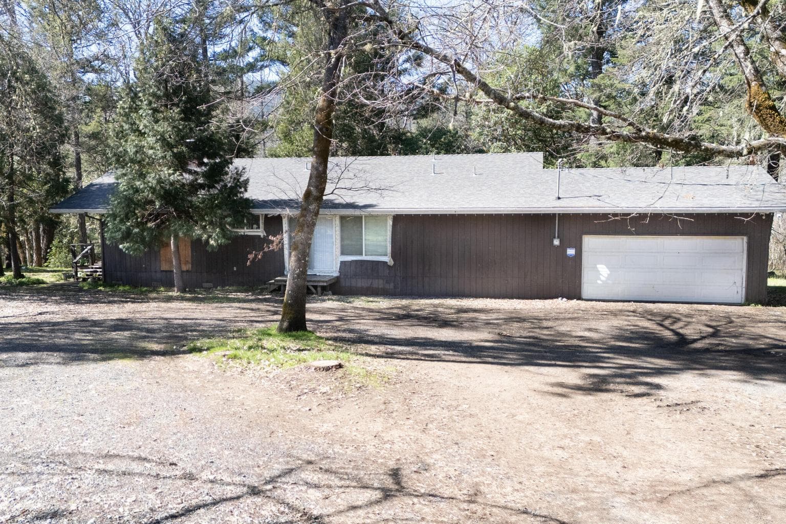 Photo of 24524 Redwood 2 of 35