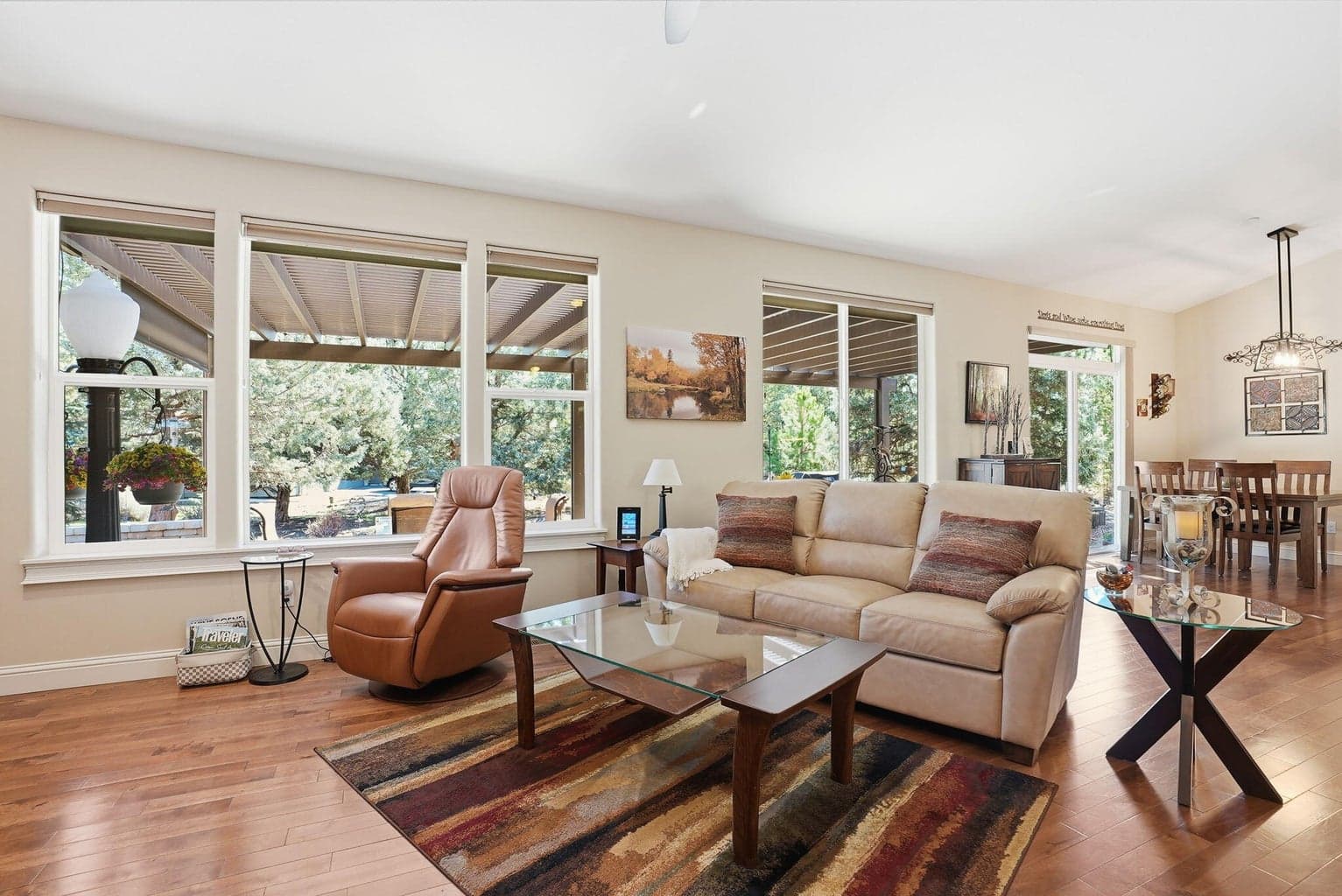 Photo of 2440 Linnet Lane 7 of 43