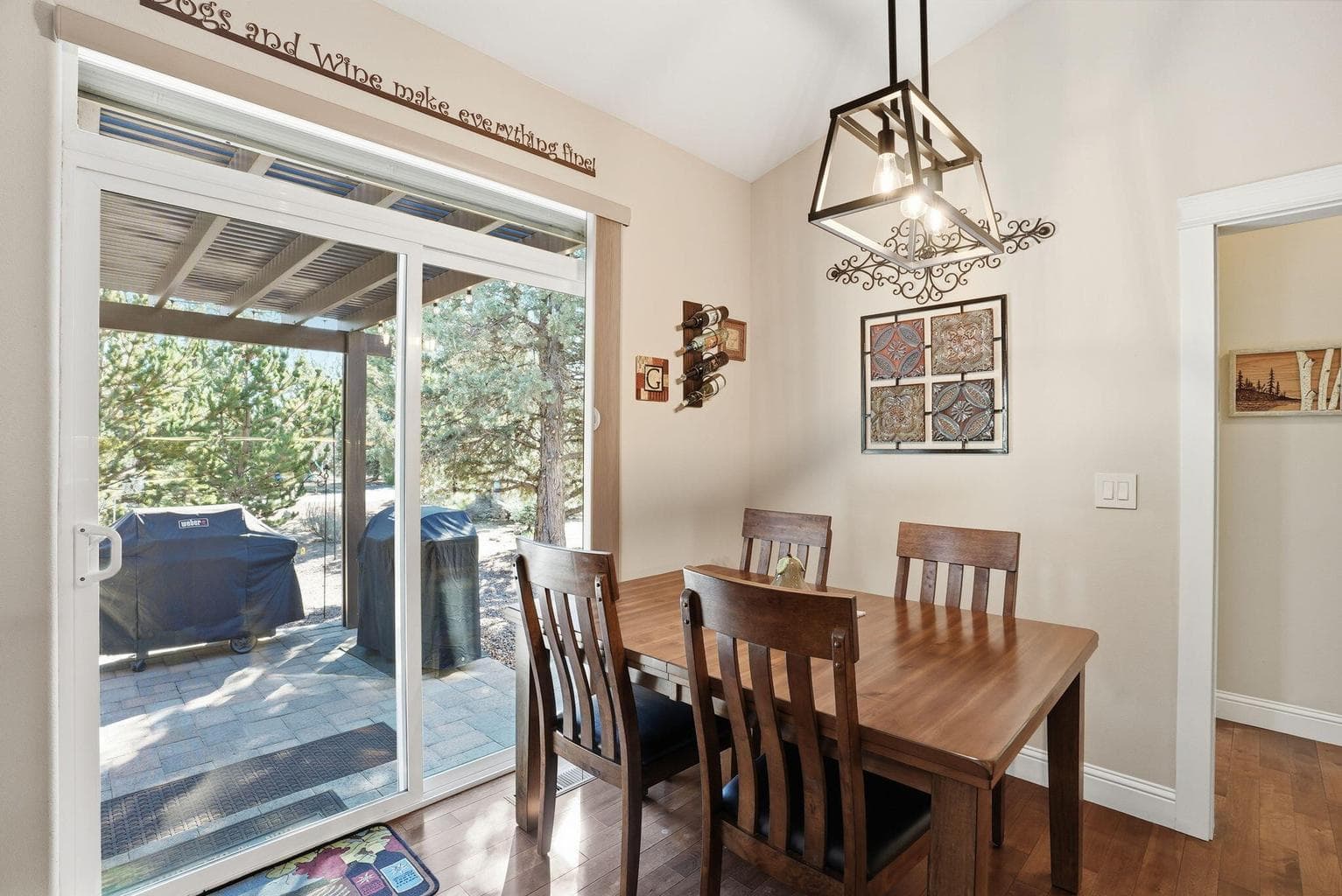 Photo of 2440 Linnet Lane 13 of 43