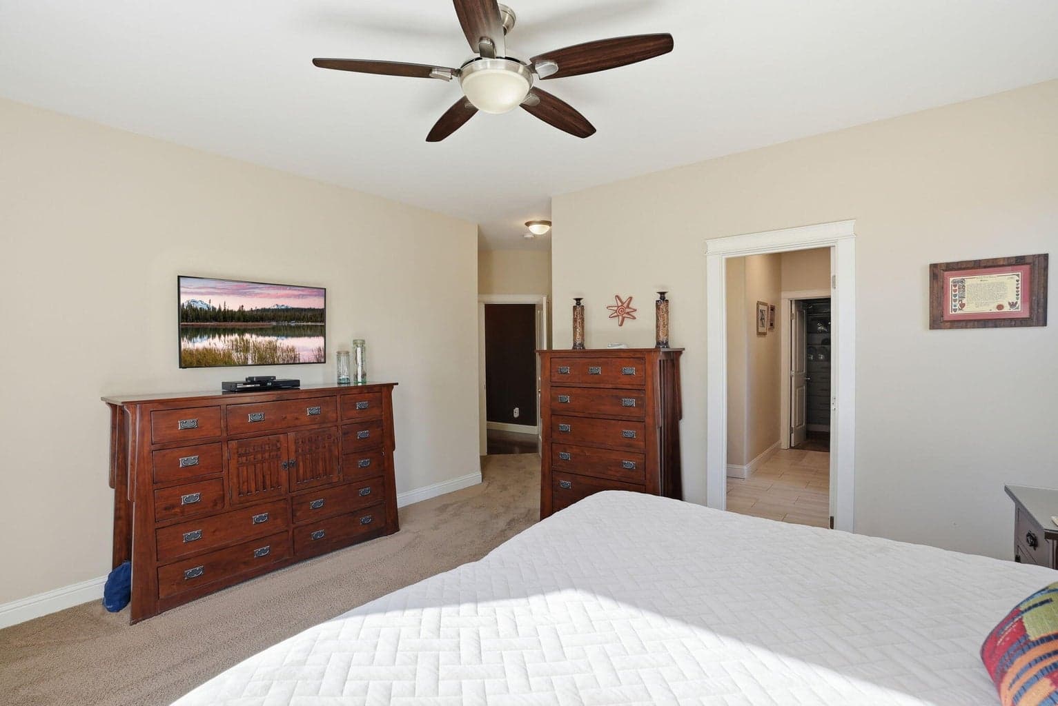 Photo of 2440 Linnet Lane 17 of 43