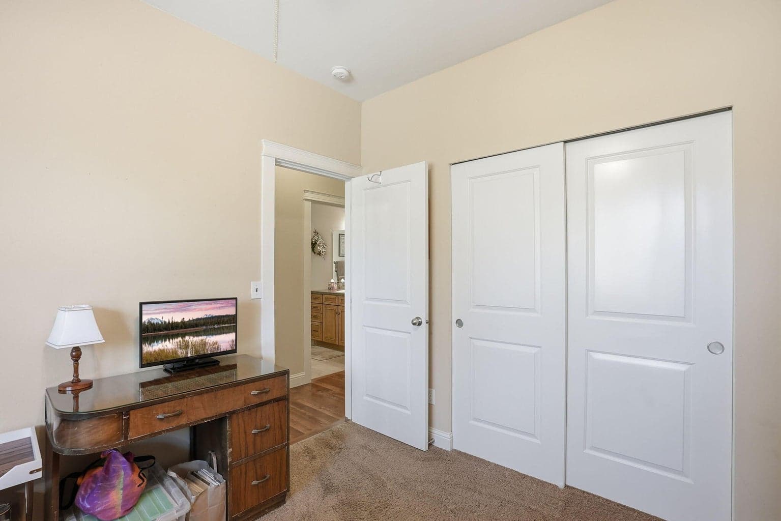 Photo of 2440 Linnet Lane 24 of 43