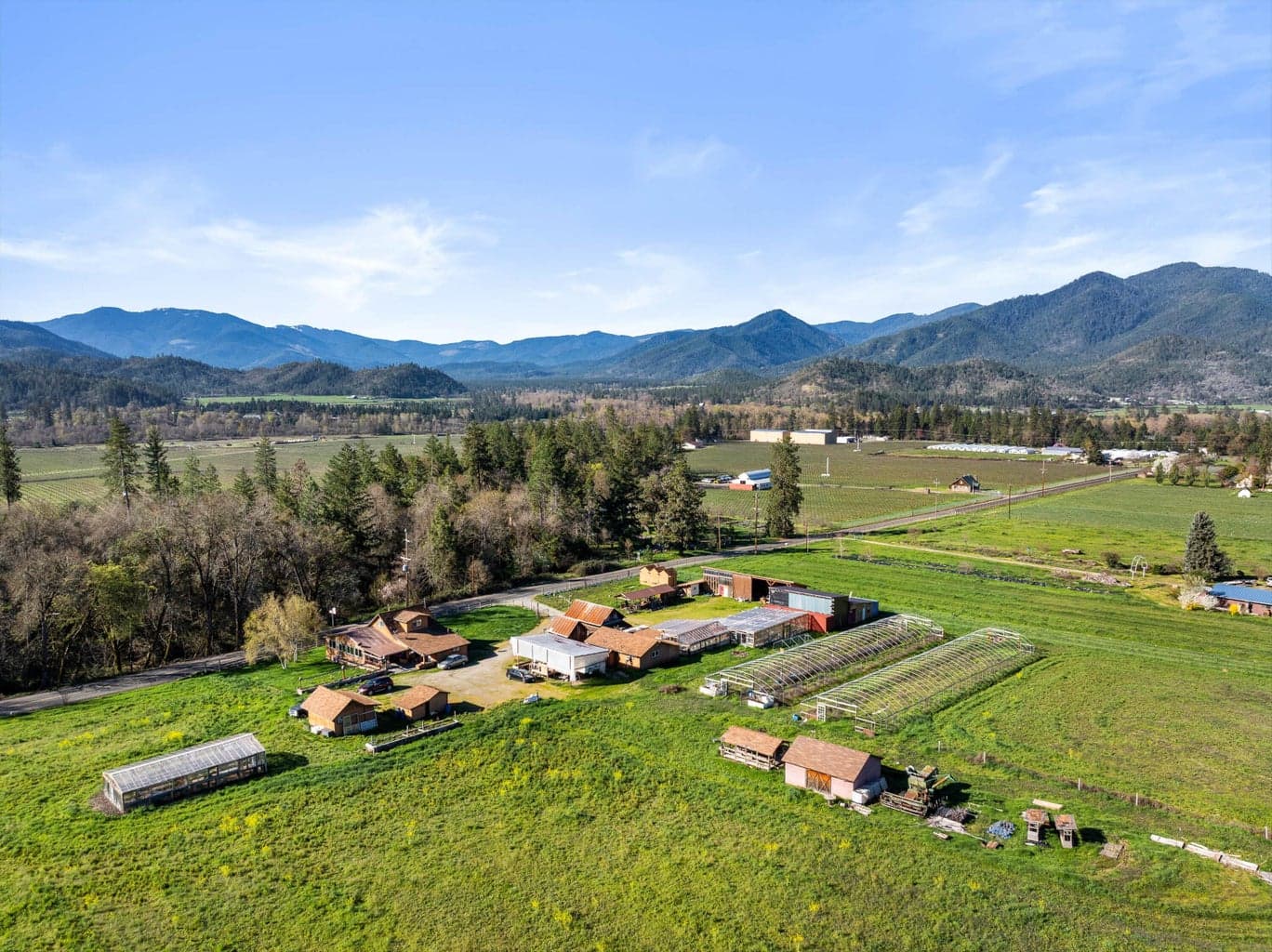 Photo of 13990 Applegate 4 of 25