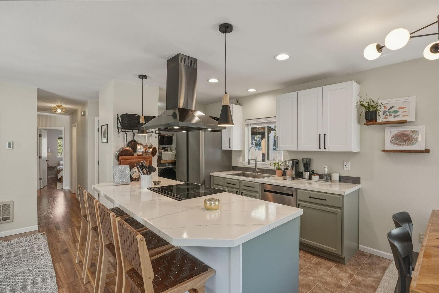 Photo of 55601 Swan Road 9 of 39