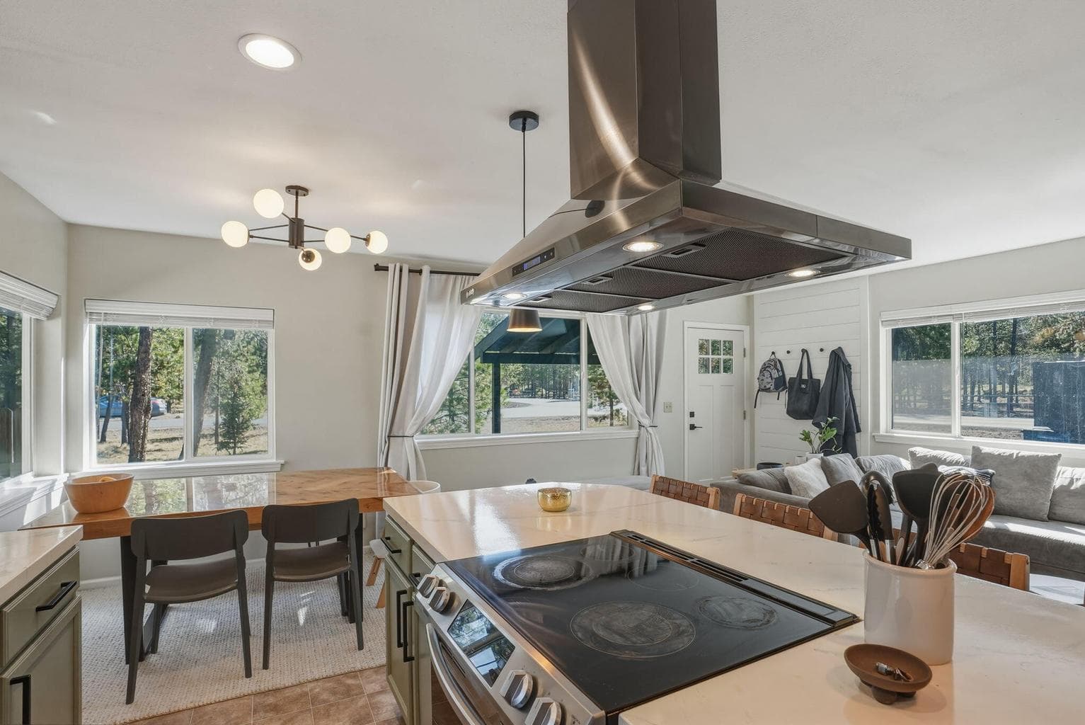 Photo of 55601 Swan Road 13 of 39