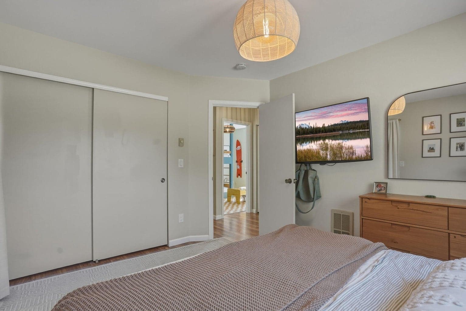 Photo of 55601 Swan Road 16 of 39